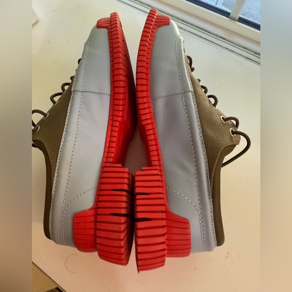 Camper Pix Shoes Olive, blue, red soles; App Size 8 - Picture 4 of 9